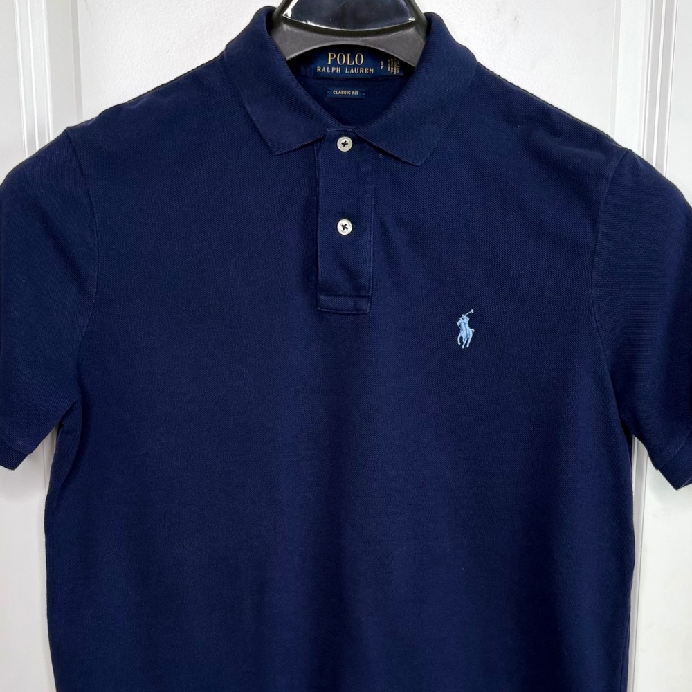 Polo Ralph Lauren Mens Classic Fit Short Sleeve Polo Shirt Navy Blue
Size Small